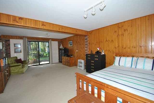 163 Loralyn Avenue, Sanctuary Point - Thumbnail 3