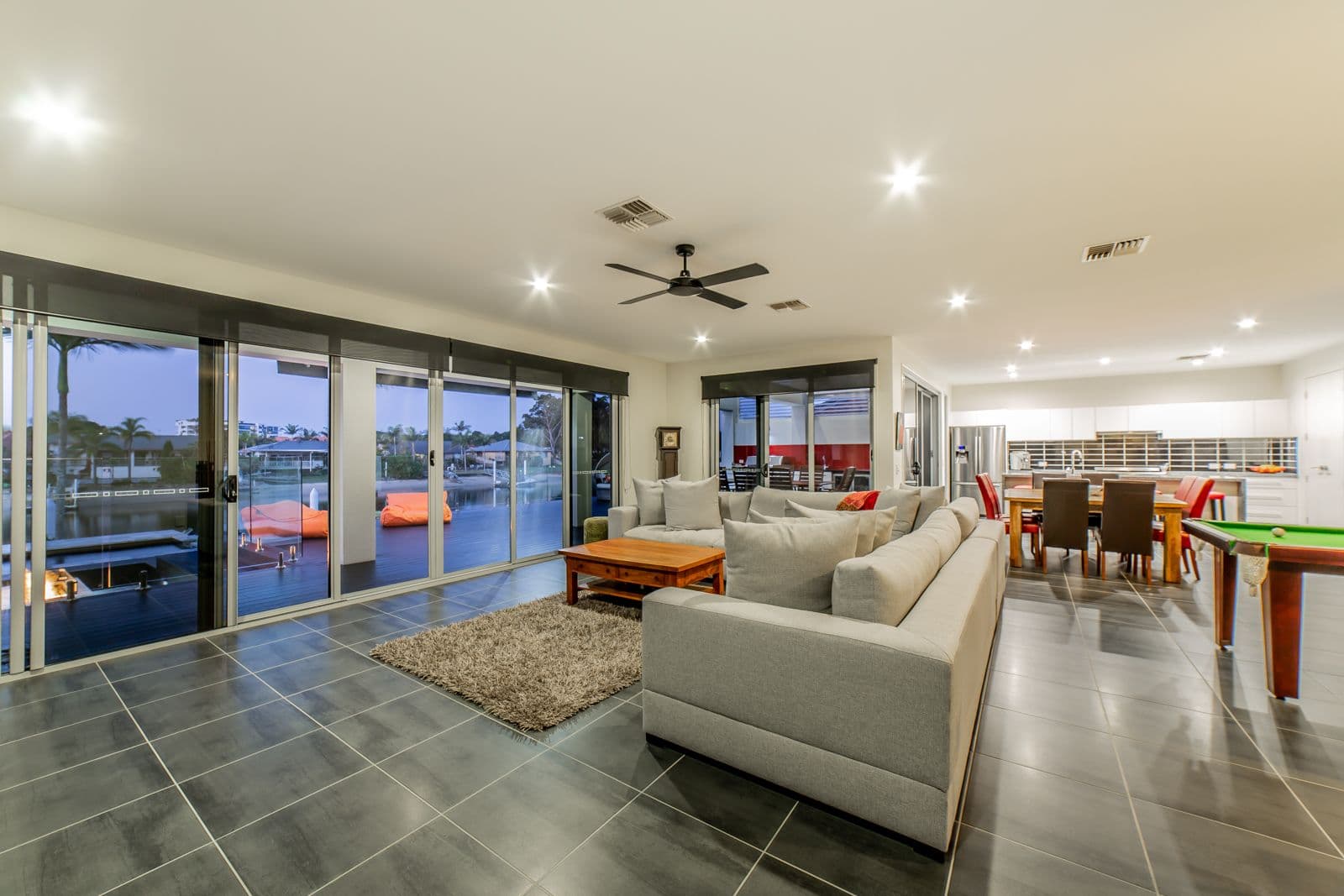 19 Kurrawa Avenue, Mermaid Waters QLD 4218, Mermaid Waters - Thumbnail 6