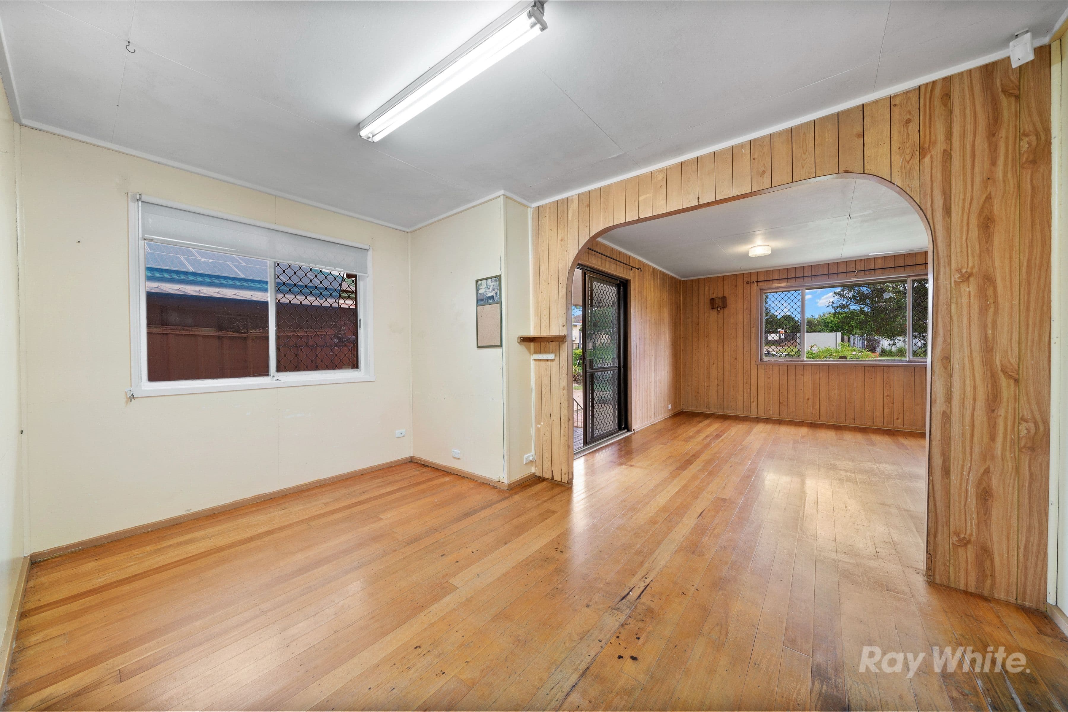8 Burrigan Street, Woodridge QLD 4114, Woodridge - Thumbnail 3