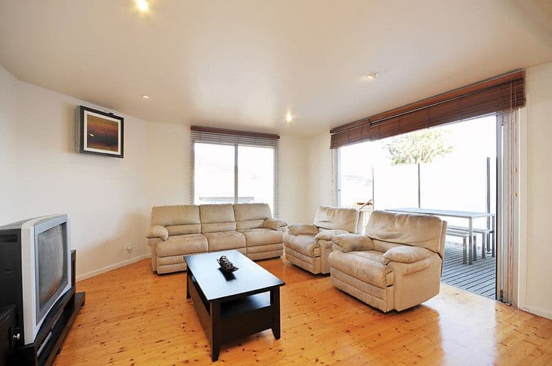 4  Walcha Court, CHADSTONE VIC 3148, Chadstone - Thumbnail 3