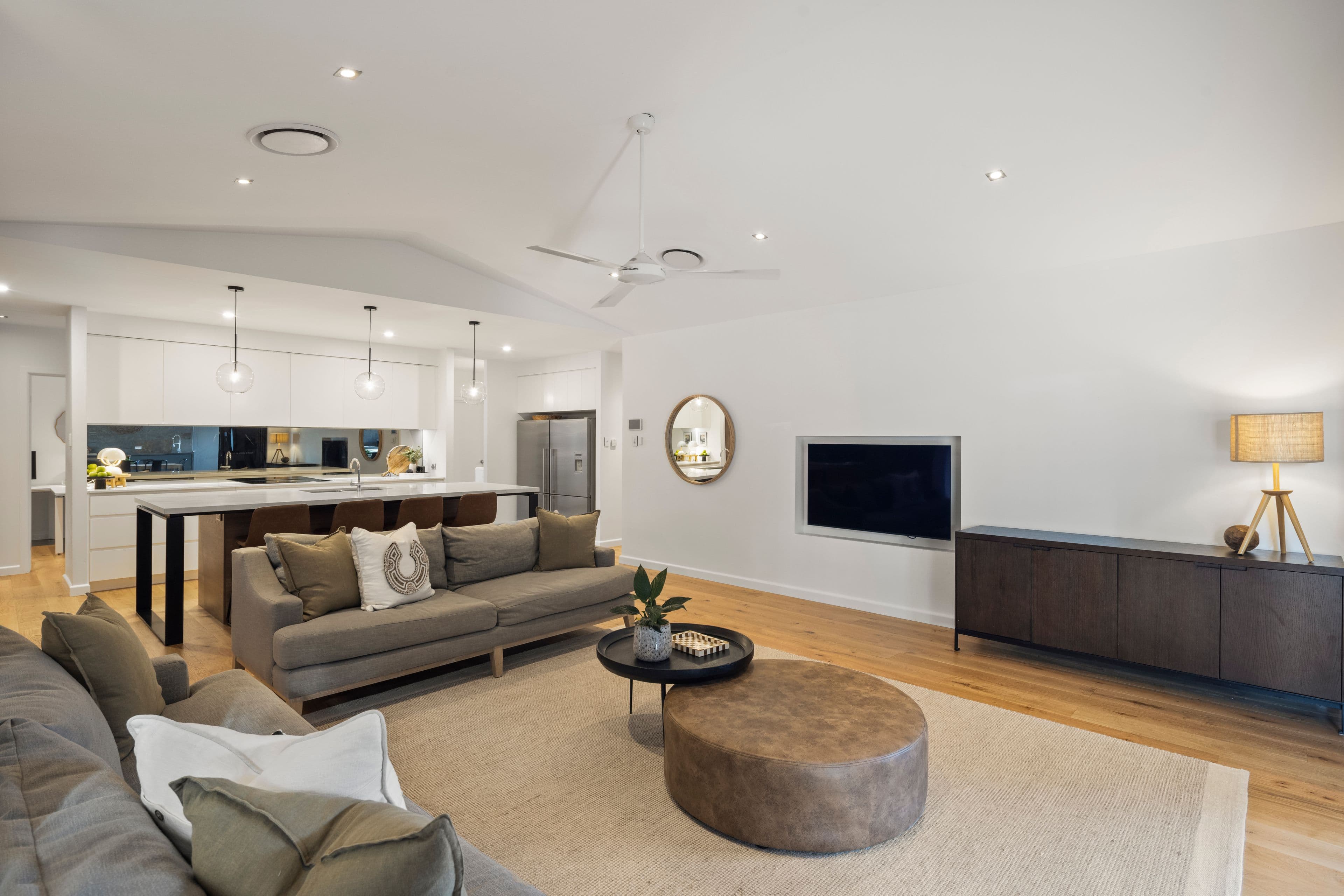 2 Chalmers Court, Samford Village QLD 4520, Samford Village - Thumbnail 2