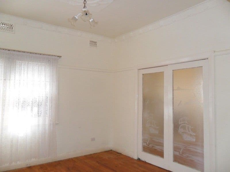 127 Wills Street, BROKEN HILL NSW 2880, Broken Hill - Thumbnail 3