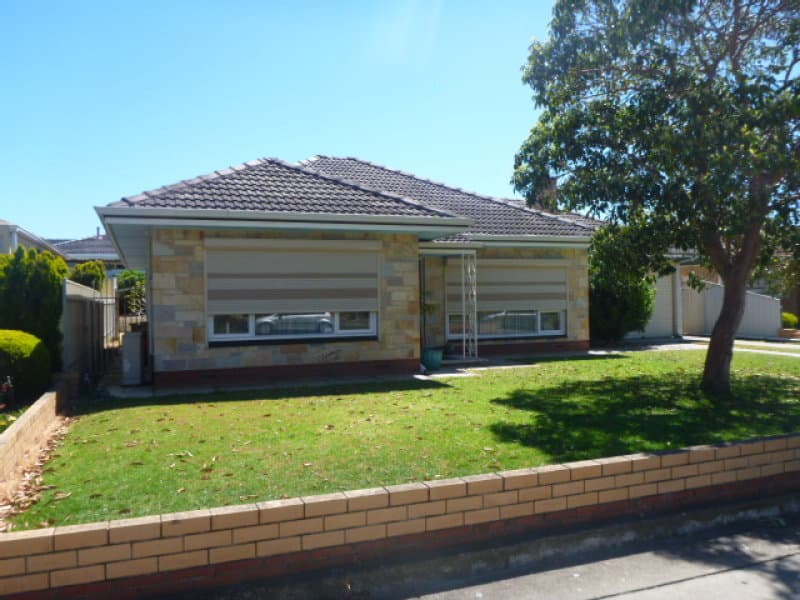4 Egras Avenue, Fulham Gardens - Image 1