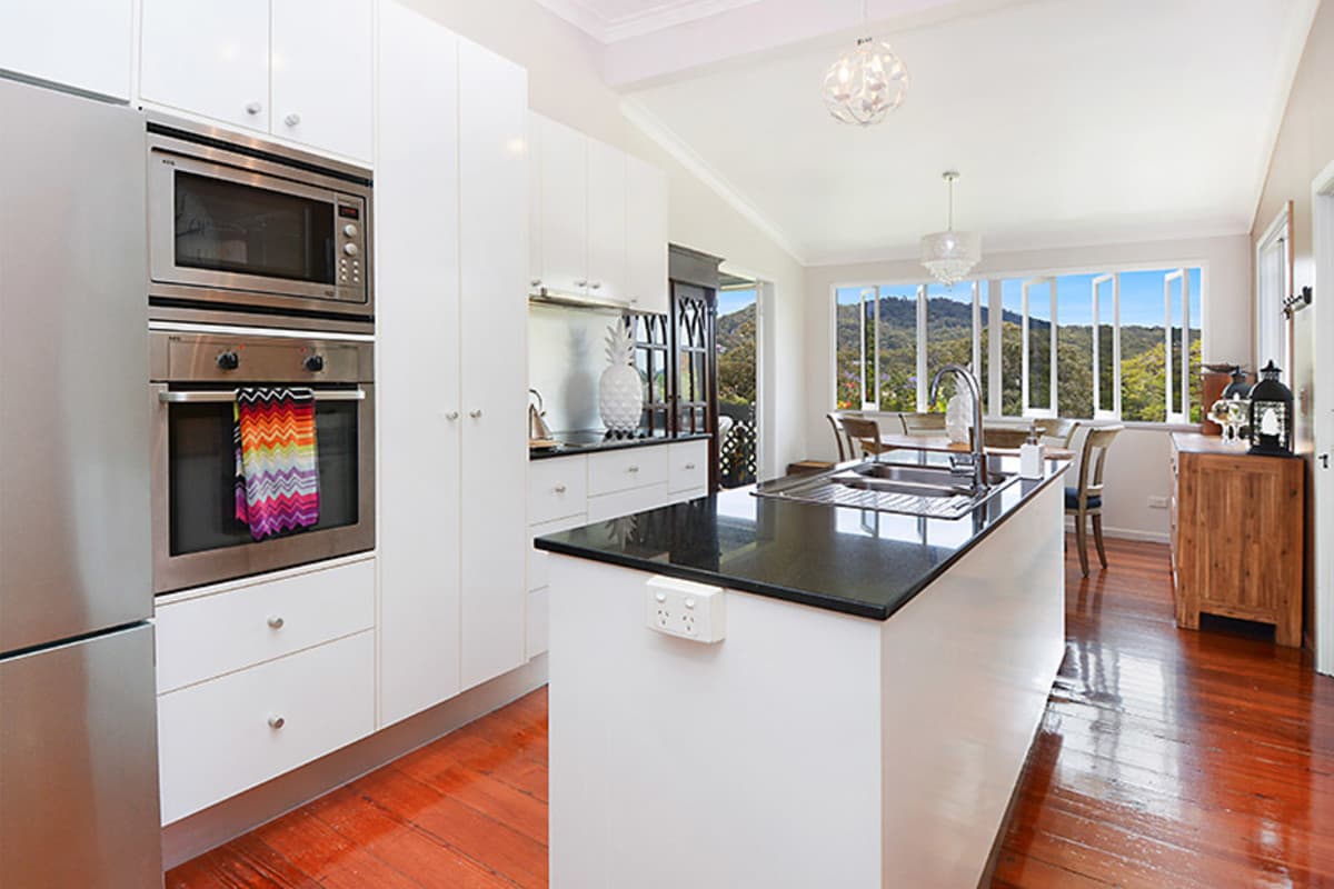 18 Cecil Road, Bardon QLD 4065, Bardon - Thumbnail 5