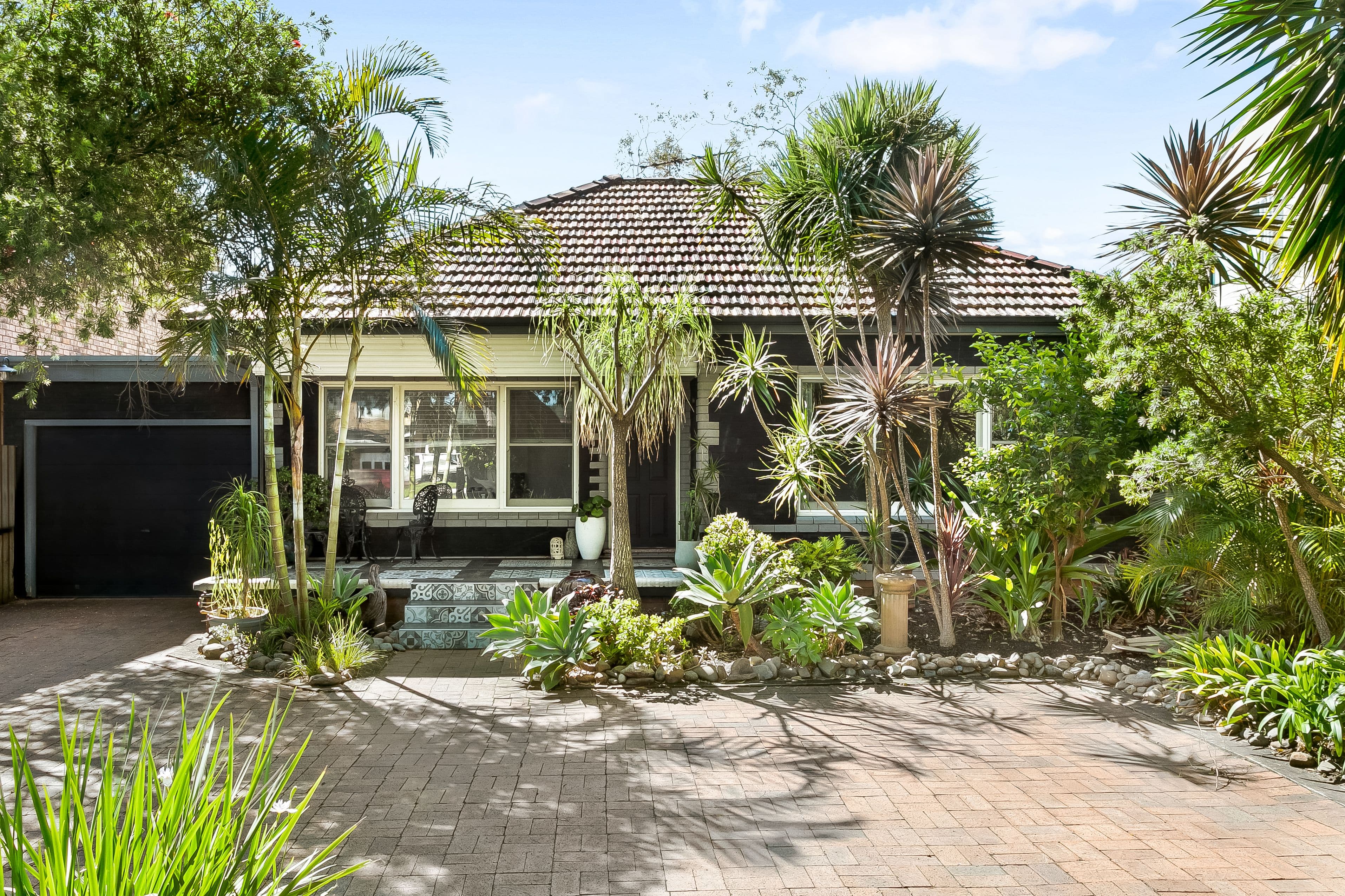 52 Barrenjoey Road, Mona Vale NSW 2103, Mona Vale - Thumbnail 2