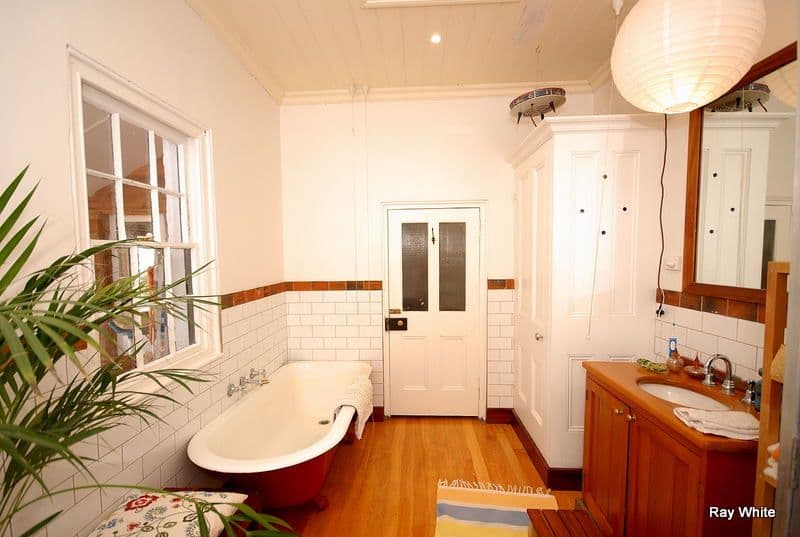 64 Elrington, BRAIDWOOD NSW 2622, Braidwood - Thumbnail 3