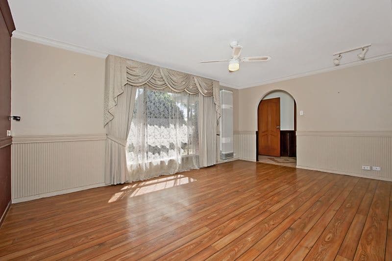 9 California Avenue, CRAIGMORE SA 5114, Craigmore - Thumbnail 2