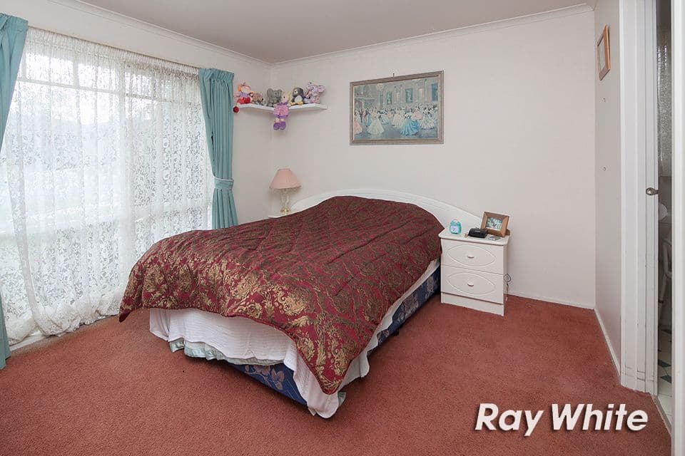 6 Helens Way, Langwarrin VIC 3910, Langwarrin - Thumbnail 2