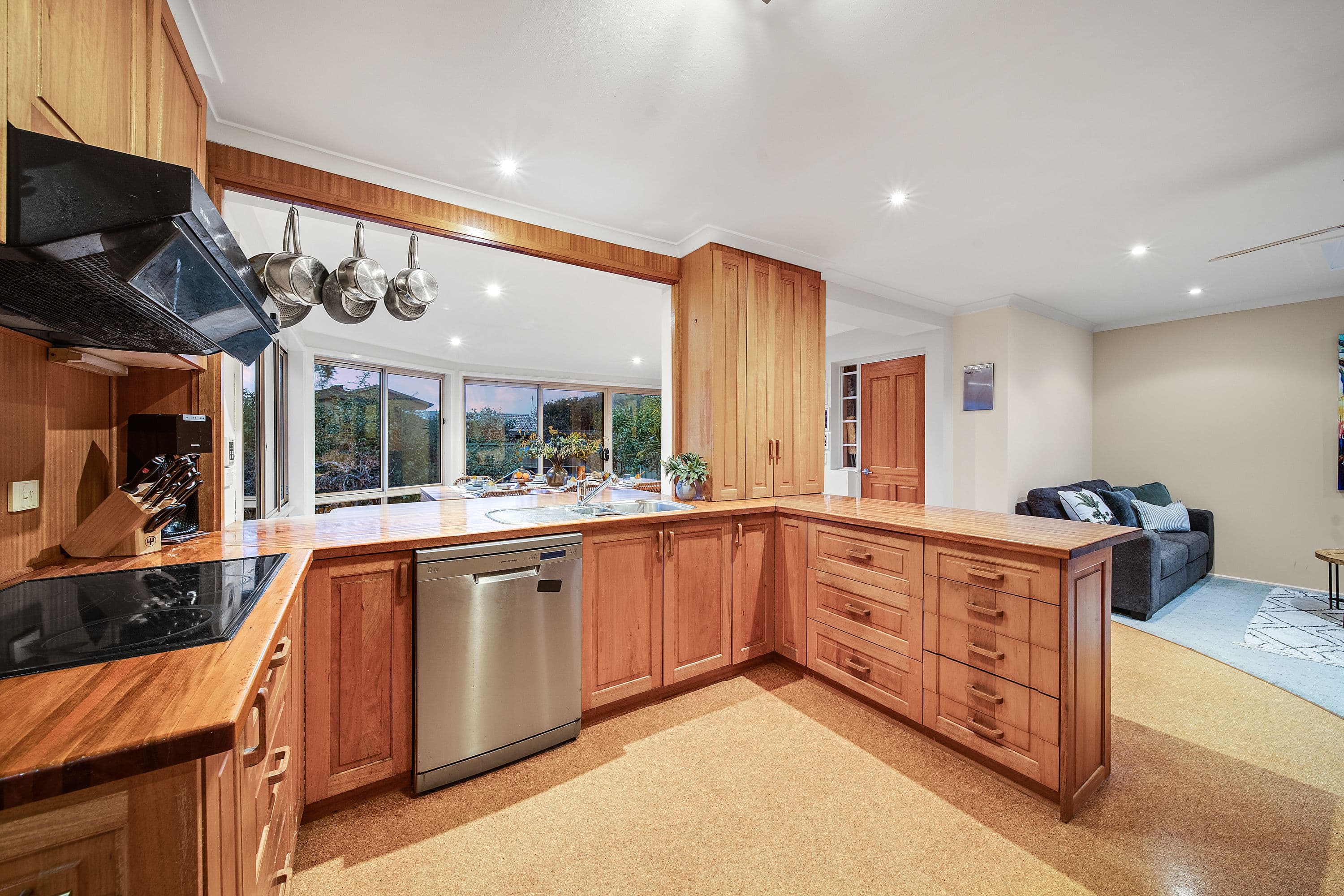29 Shumack Street, Weetangera ACT 2614, Weetangera - Thumbnail 4