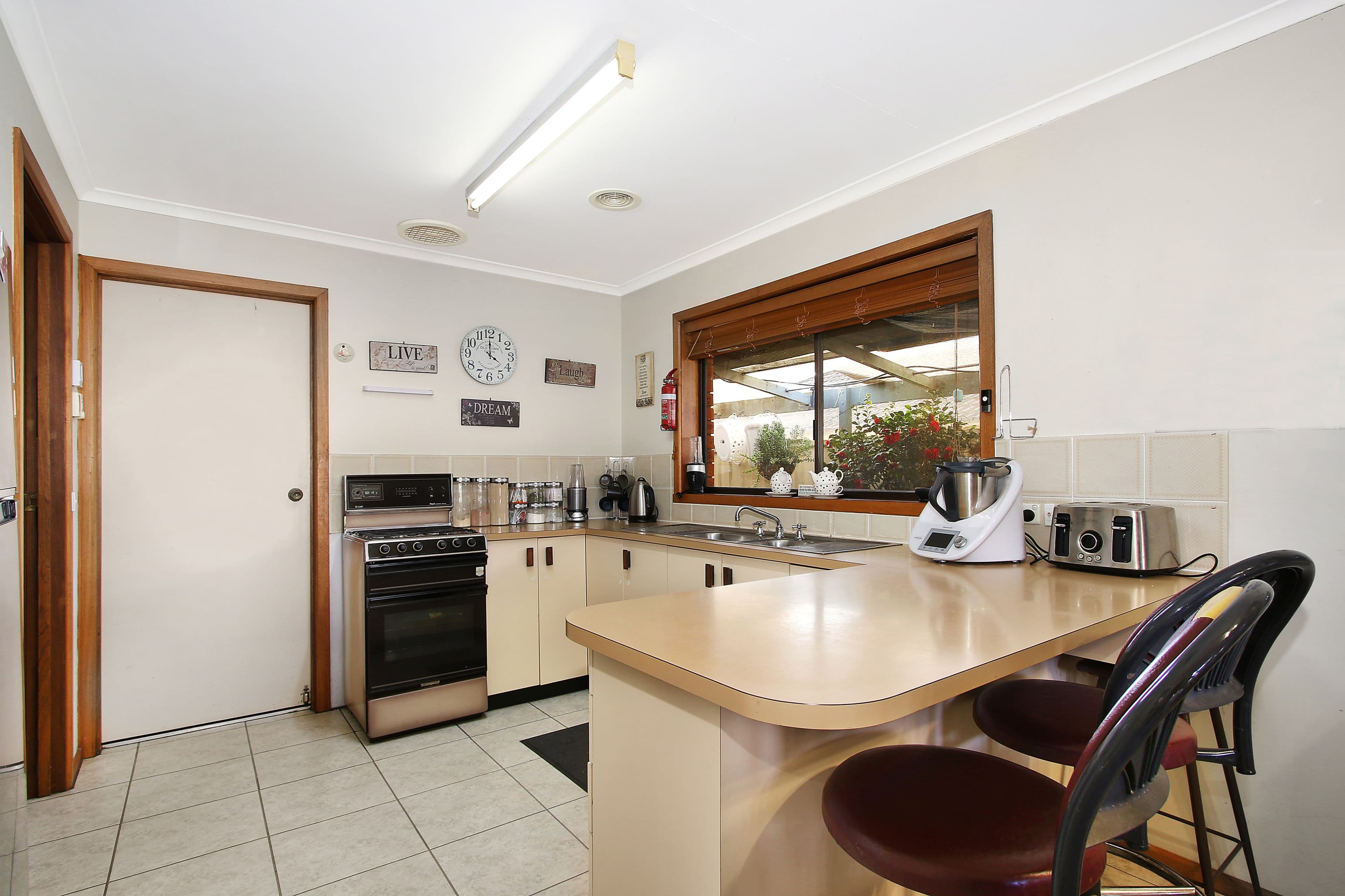 5 Sinnett Court, West Wodonga VIC 3690, West Wodonga - Thumbnail 2