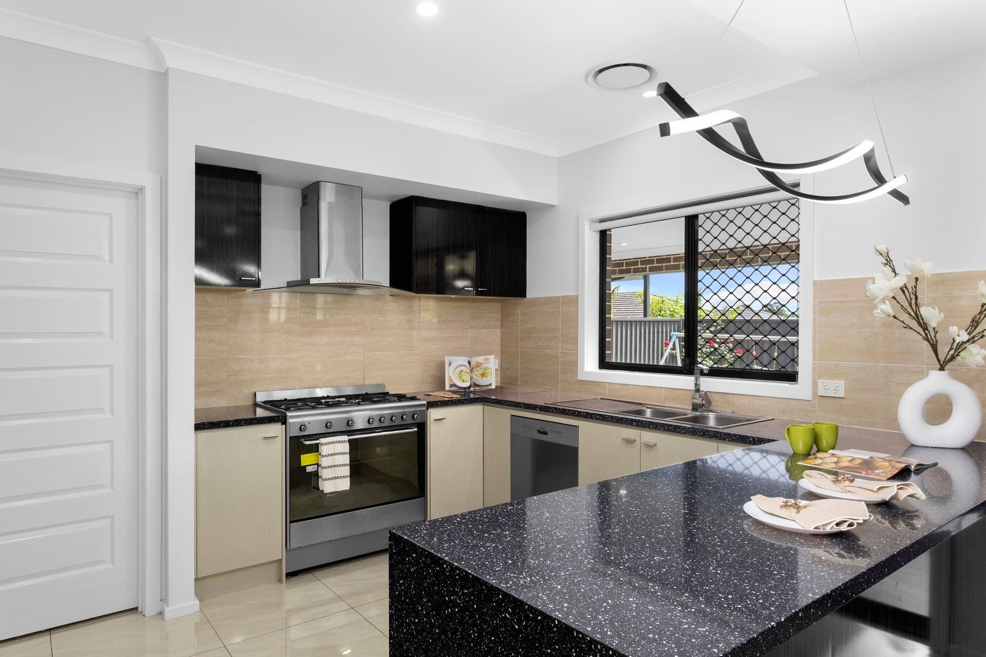 11 Gloucester Street (Tallawong), Schofields NSW 2762, Schofields - Thumbnail 6