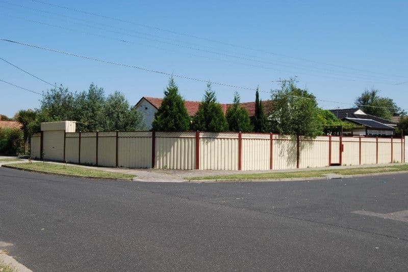 10 Harrison Street, BELLFIELD VIC 3081, Bellfield - Thumbnail 2