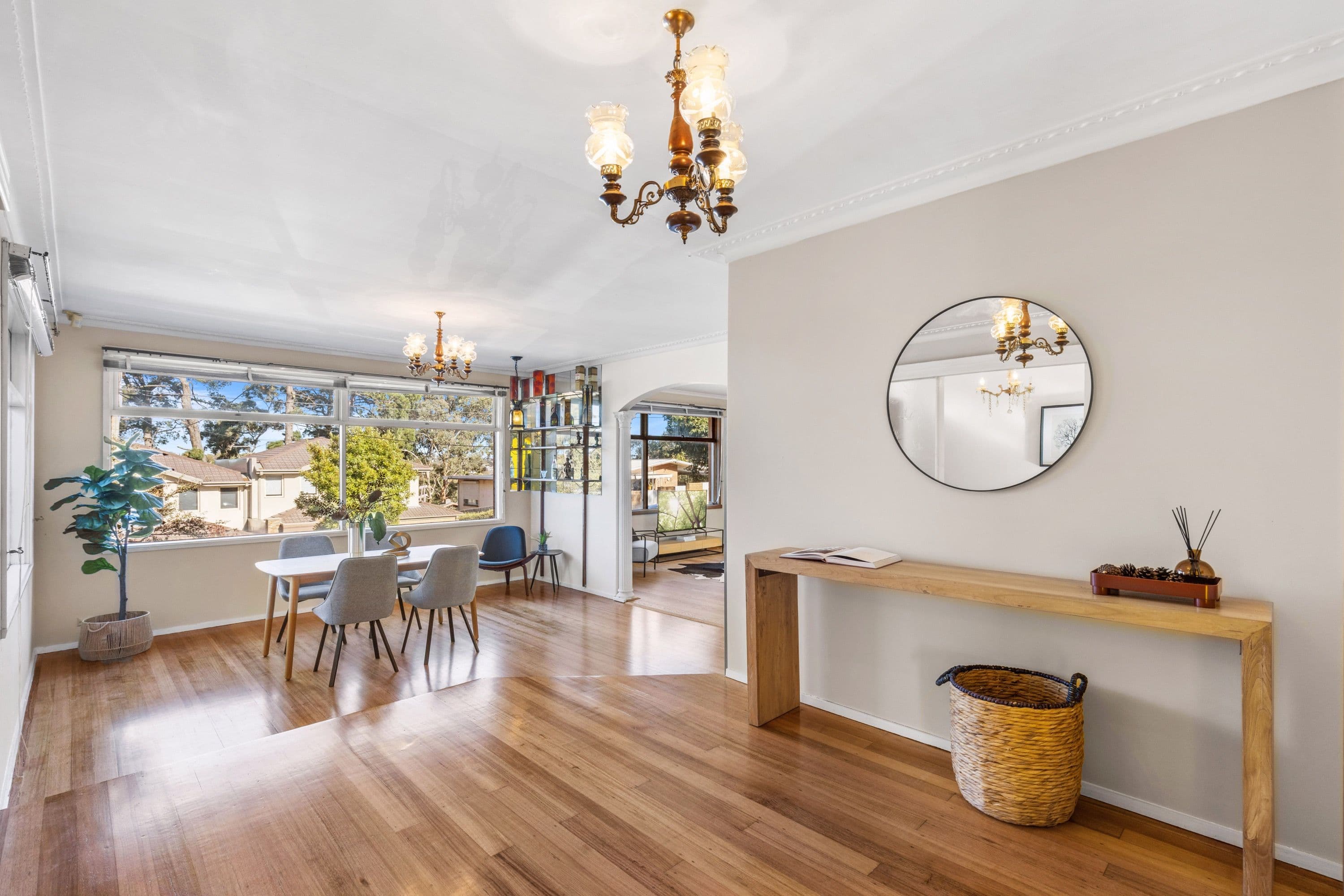 7 Larkspur Avenue, Doncaster VIC 3108, Doncaster - Thumbnail 2