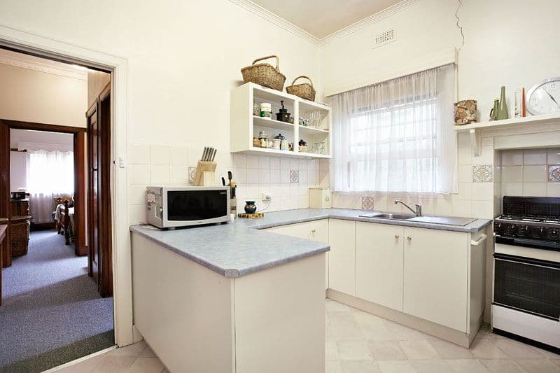 4 Ventnor Street, PRESTON WEST VIC 3072, Preston - Thumbnail 2