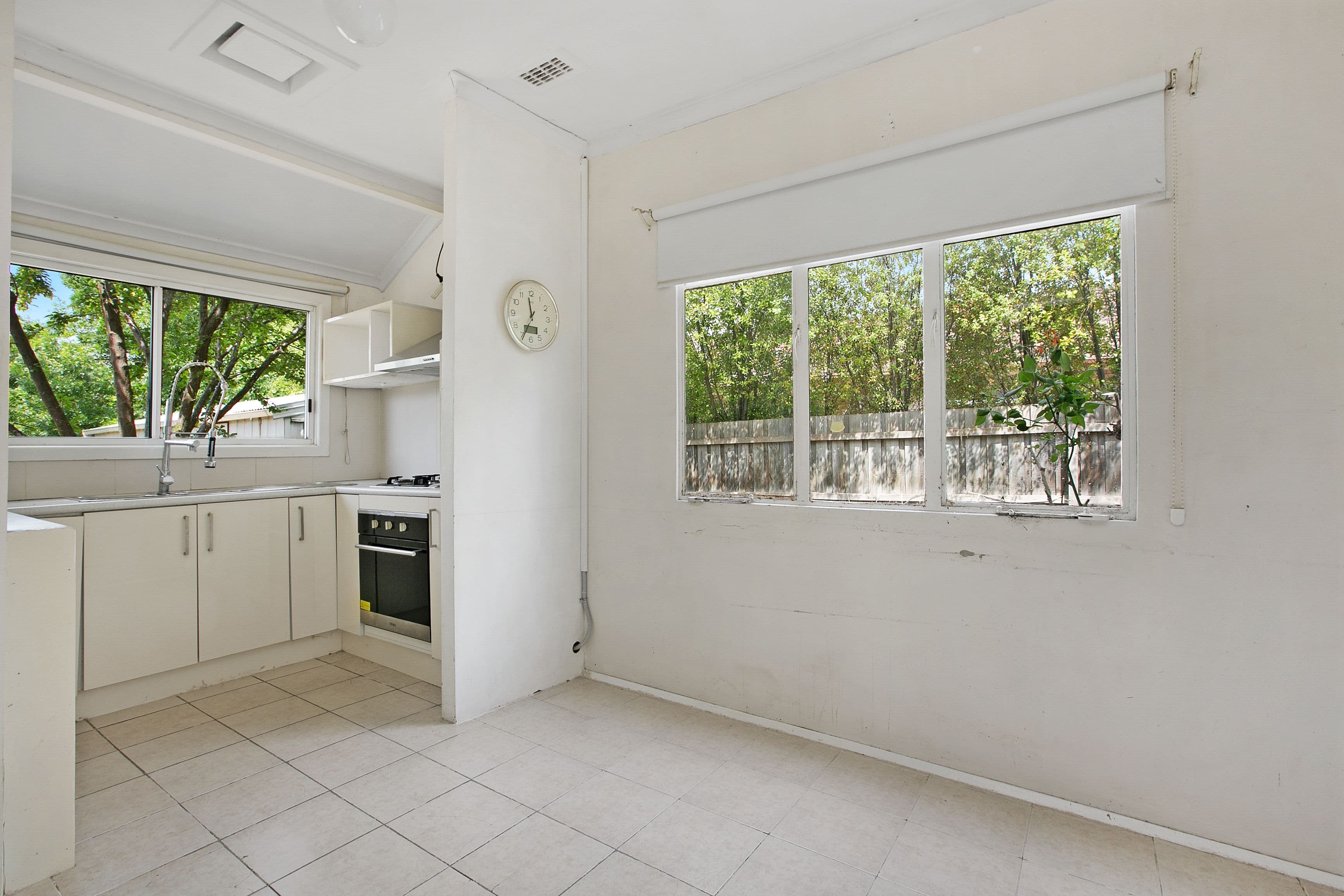 37 Kirby Street, Reservoir VIC 3073, Reservoir - Thumbnail 5