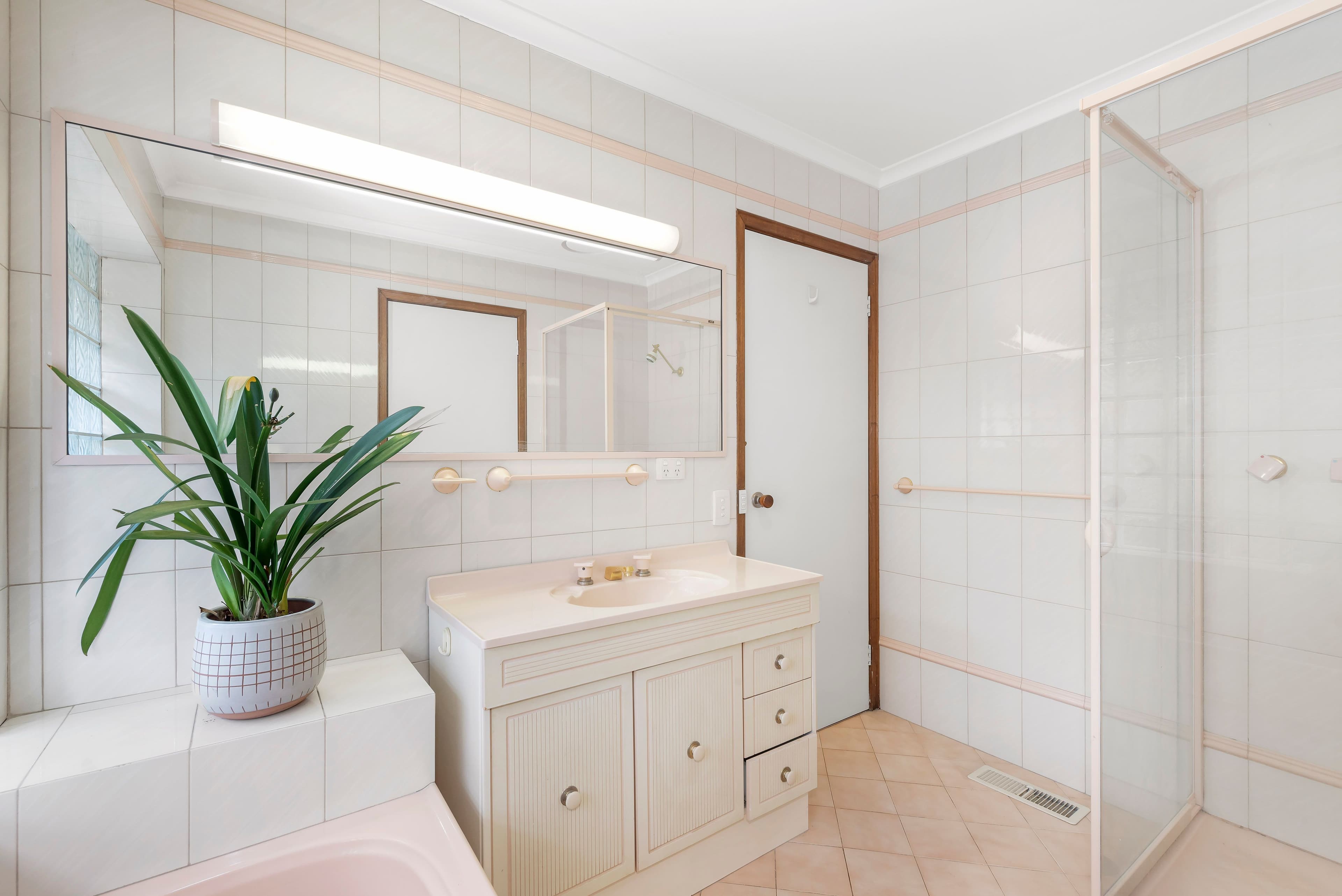 38 Maylands Crescent, Glen Waverley VIC 3150, Glen Waverley - Thumbnail 4