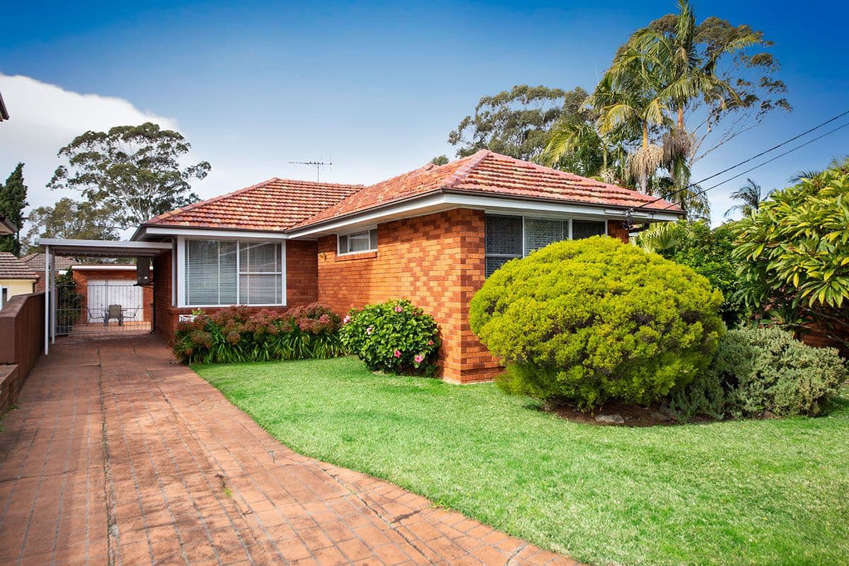 22 Bell Avenue, Beverly Hills - Image 1