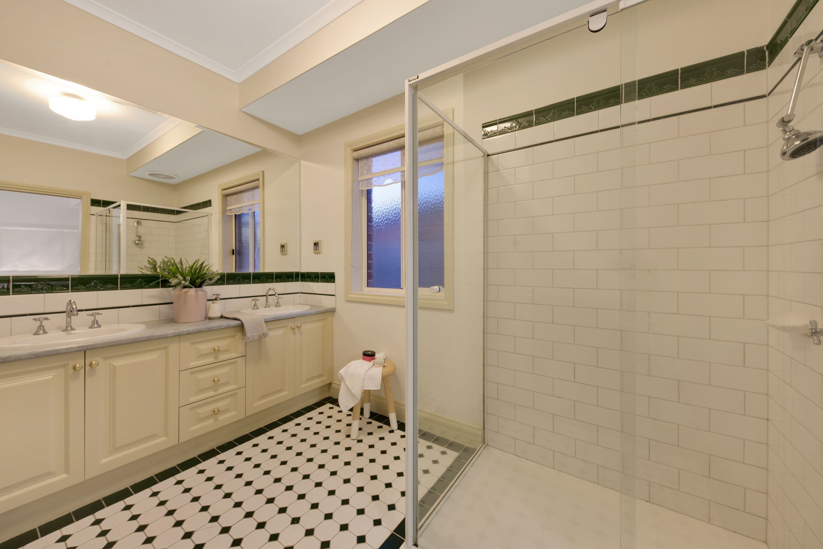 48 Jacaranda Drive, Taylors Hill VIC 3037, Taylors Hill - Thumbnail 5