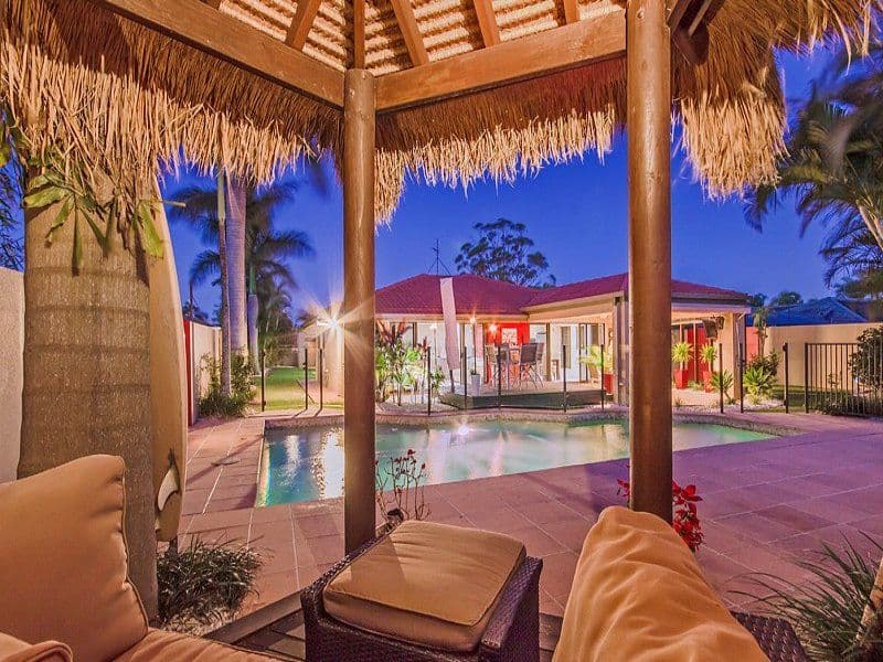 15 Mcilwraith Avenue, SORRENTO QLD 4217, Sorrento - Image 1