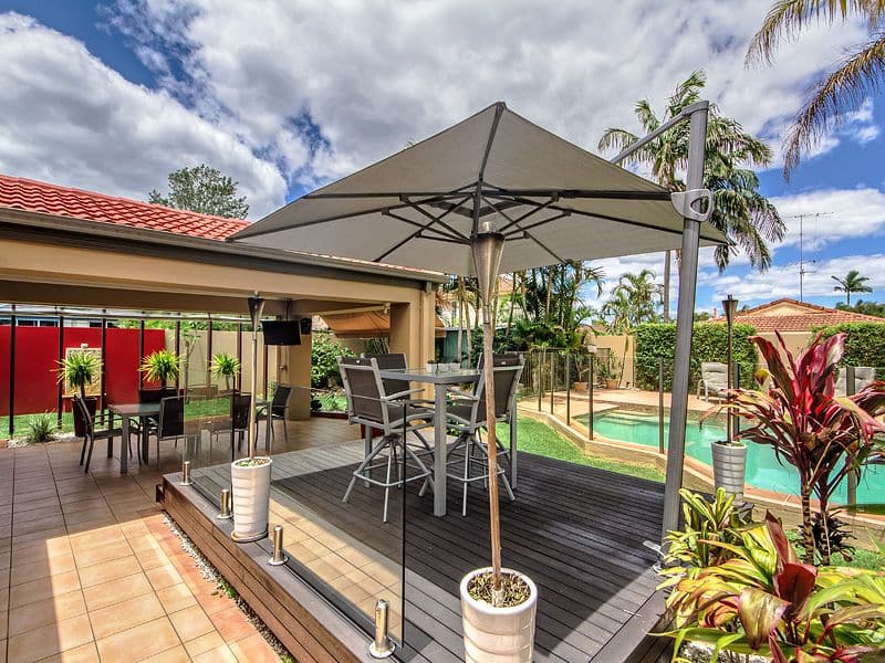 15 Mcilwraith Avenue, SORRENTO QLD 4217, Sorrento - Thumbnail 8