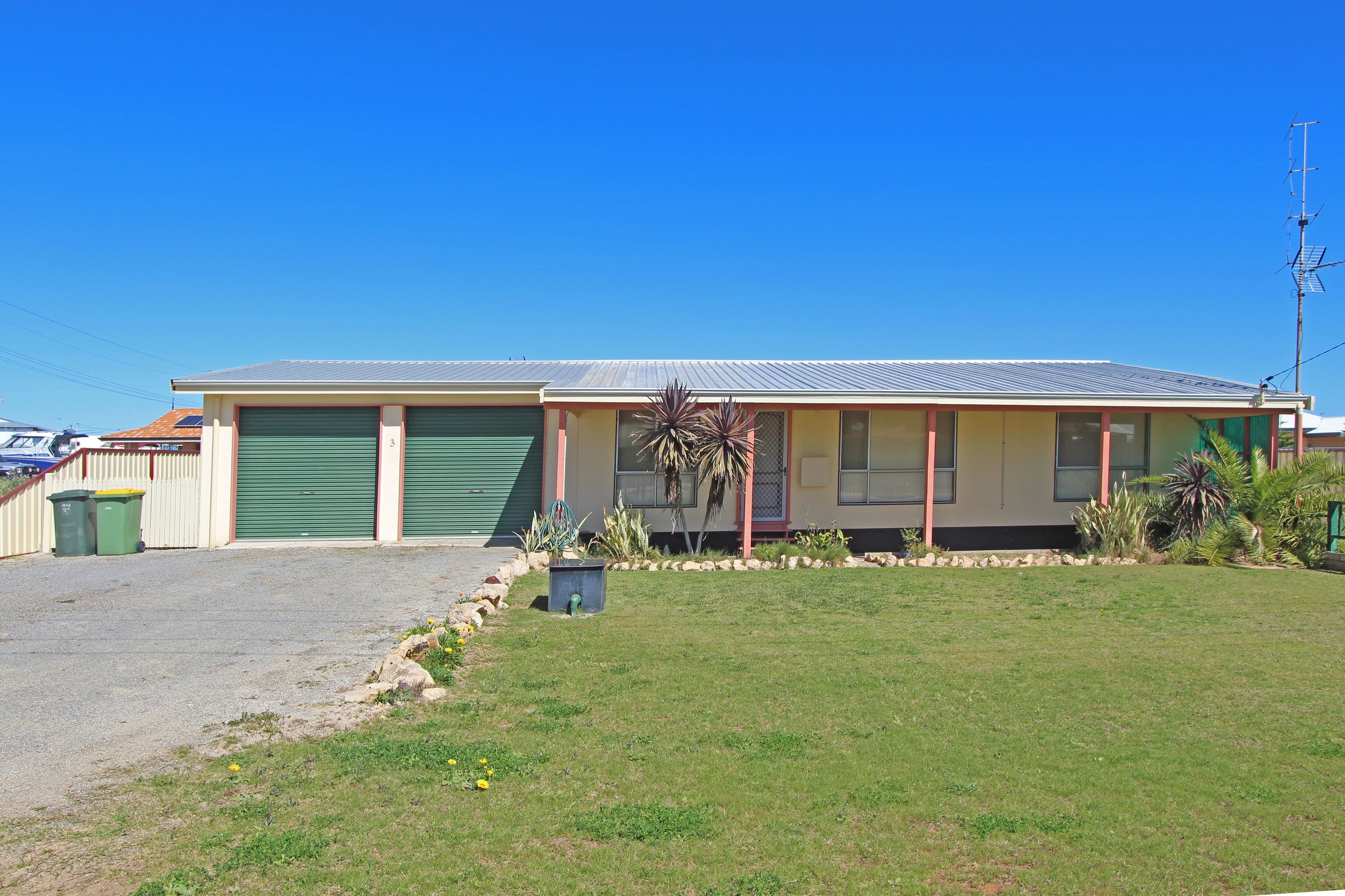 3 Coubrough Place, Jurien Bay WA 6516, Jurien Bay - Image 1
