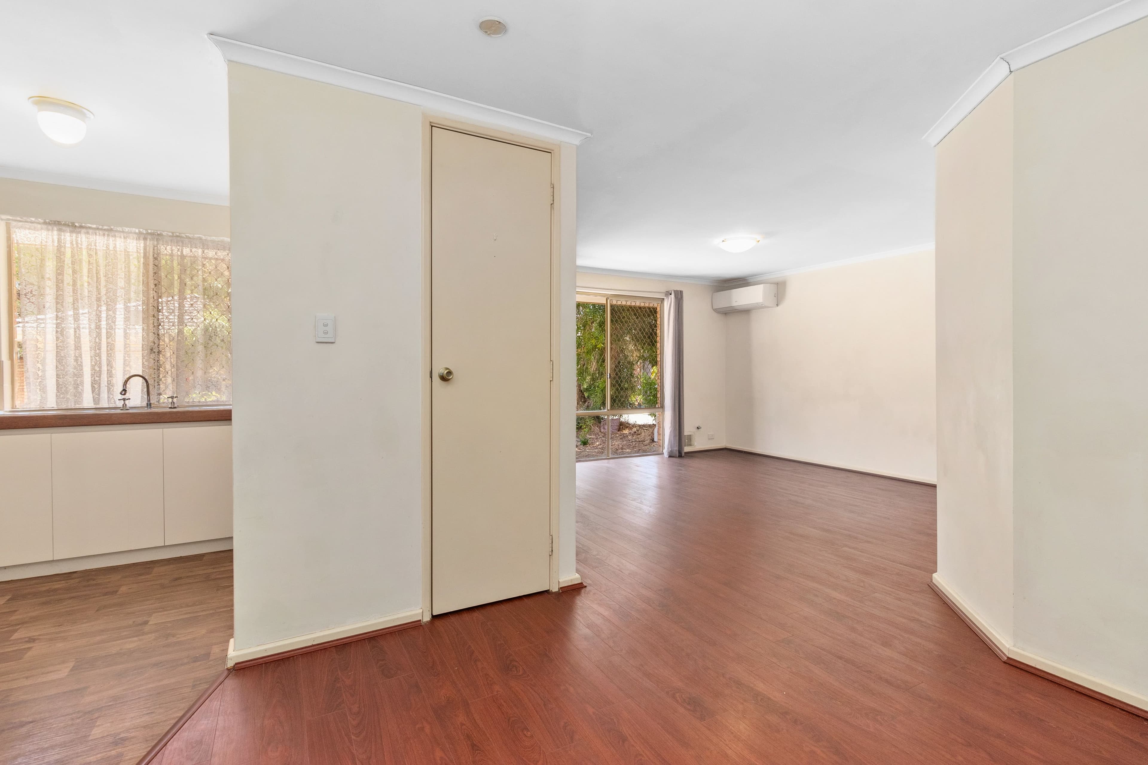 6 Bland Place, Beechboro WA 6063, Beechboro - Thumbnail 6