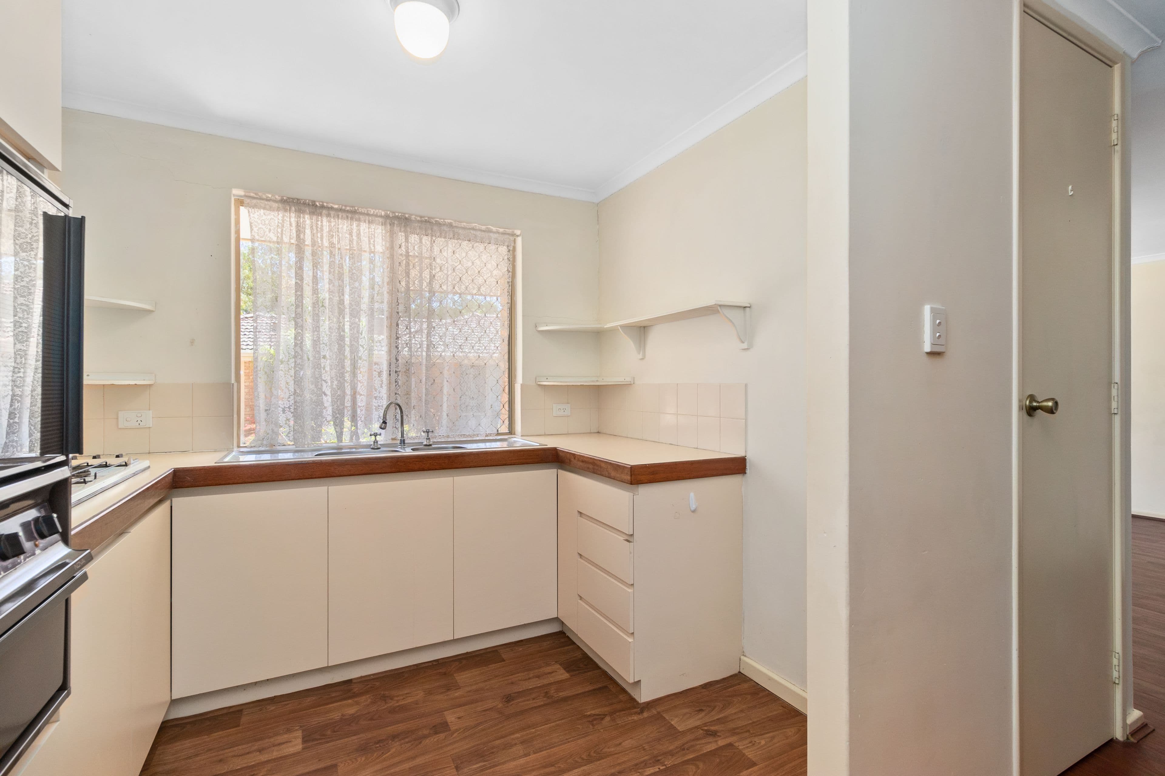 6 Bland Place, Beechboro WA 6063, Beechboro - Thumbnail 7
