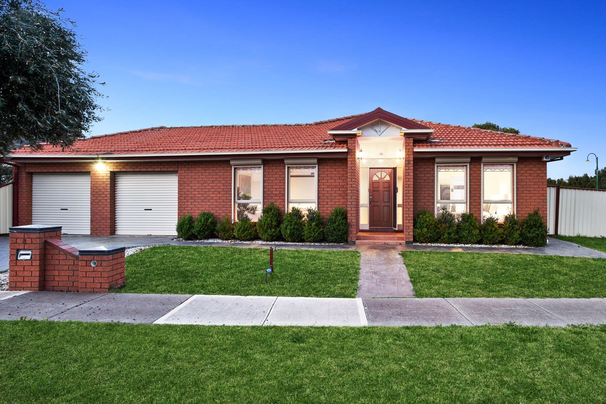 8 Moira Court, Taylors Hill VIC 3037, Taylors Hill - Image 1