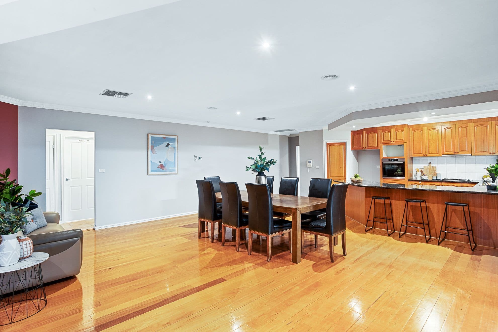 8 Moira Court, Taylors Hill VIC 3037, Taylors Hill - Thumbnail 7