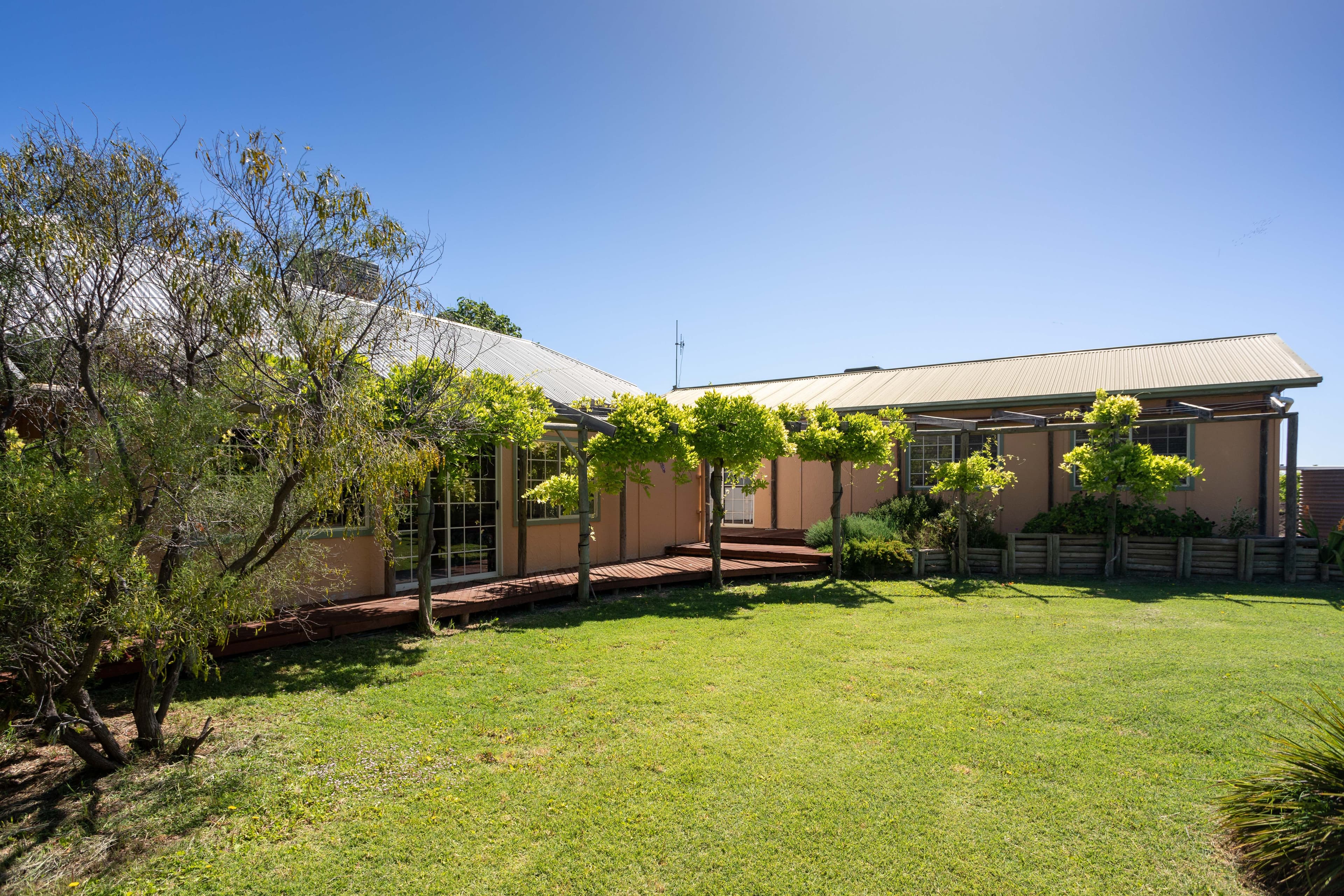 81 Garrett Road, Glossop SA 5344, Glossop - Thumbnail 4