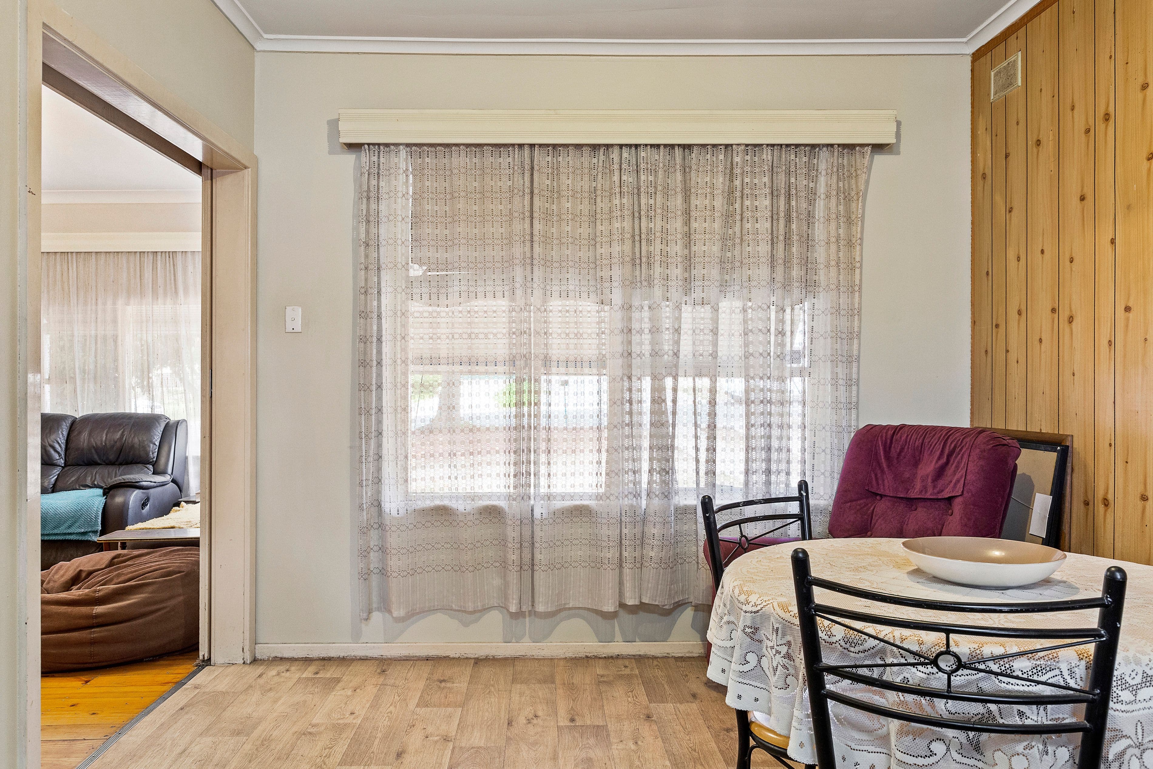 33 Knightsbridge Avenue, Valley View SA 5093, Valley View - Thumbnail 4