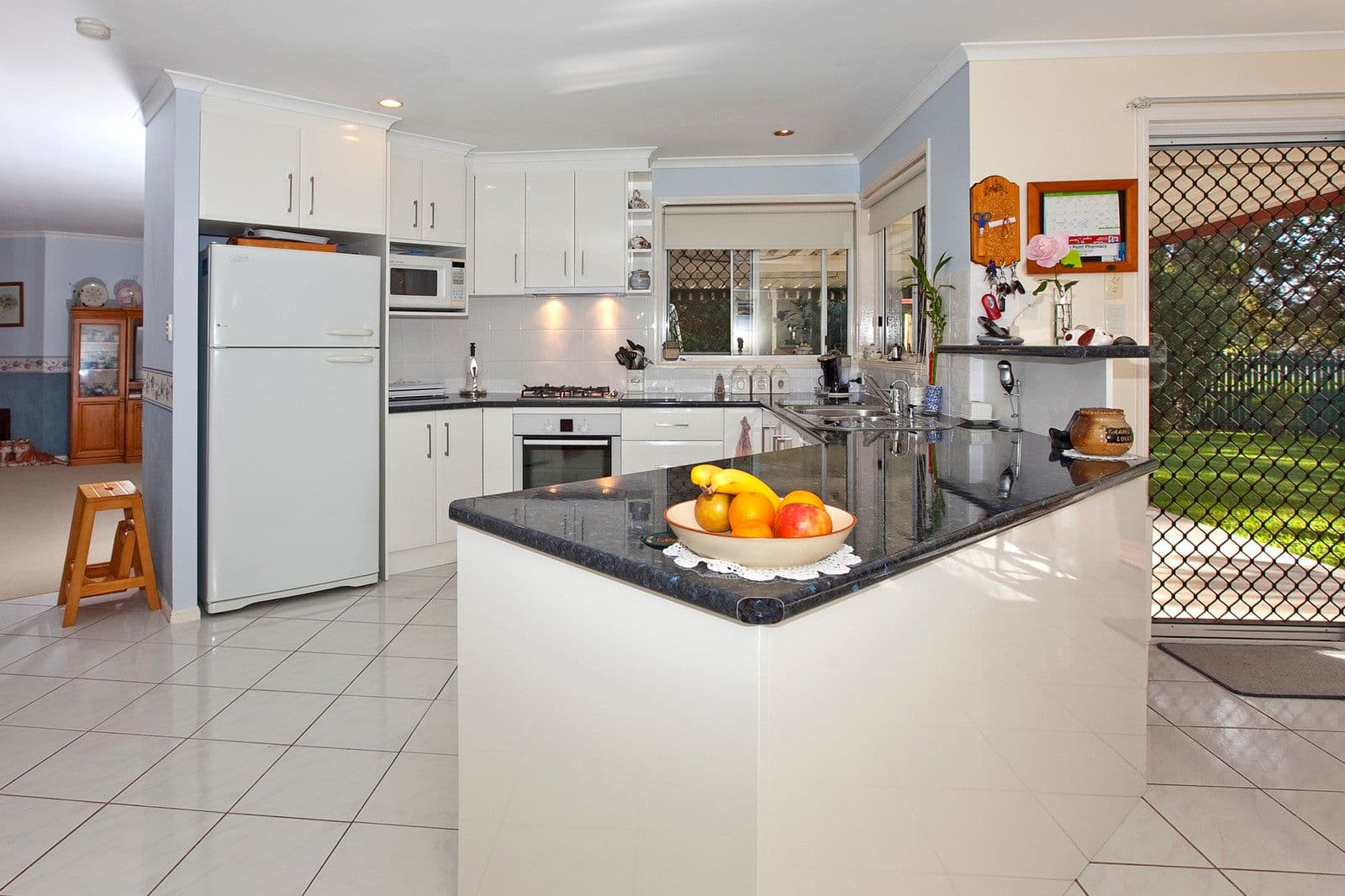 27 Tea Tree Court, Victoria Point QLD 4165, Victoria Point - Thumbnail 2