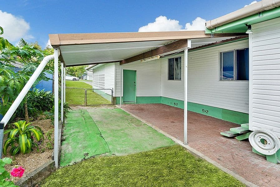 60 Coronation Avenue, GOLDEN BEACH QLD 4551, Golden Beach - Thumbnail 2