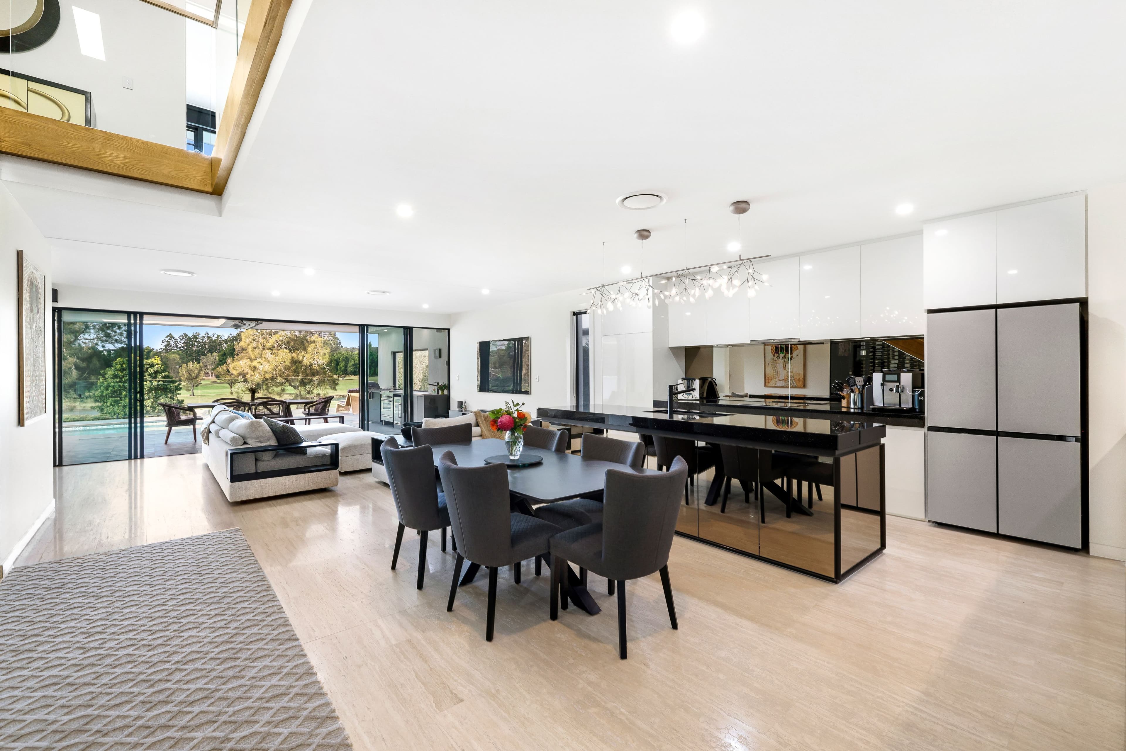 12 The Boulevarde, Benowa QLD 4217, Benowa - Thumbnail 4