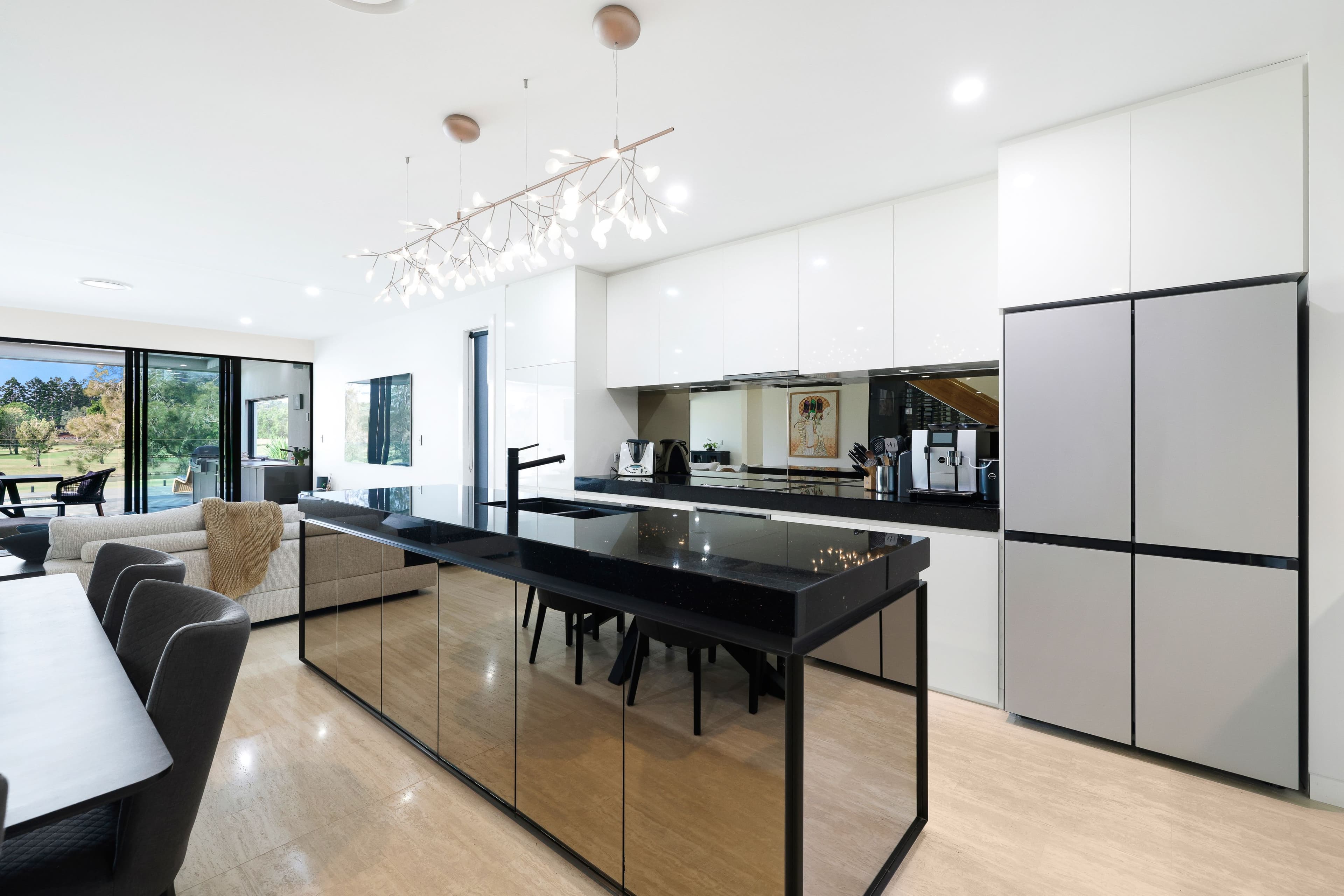 12 The Boulevarde, Benowa QLD 4217, Benowa - Thumbnail 8