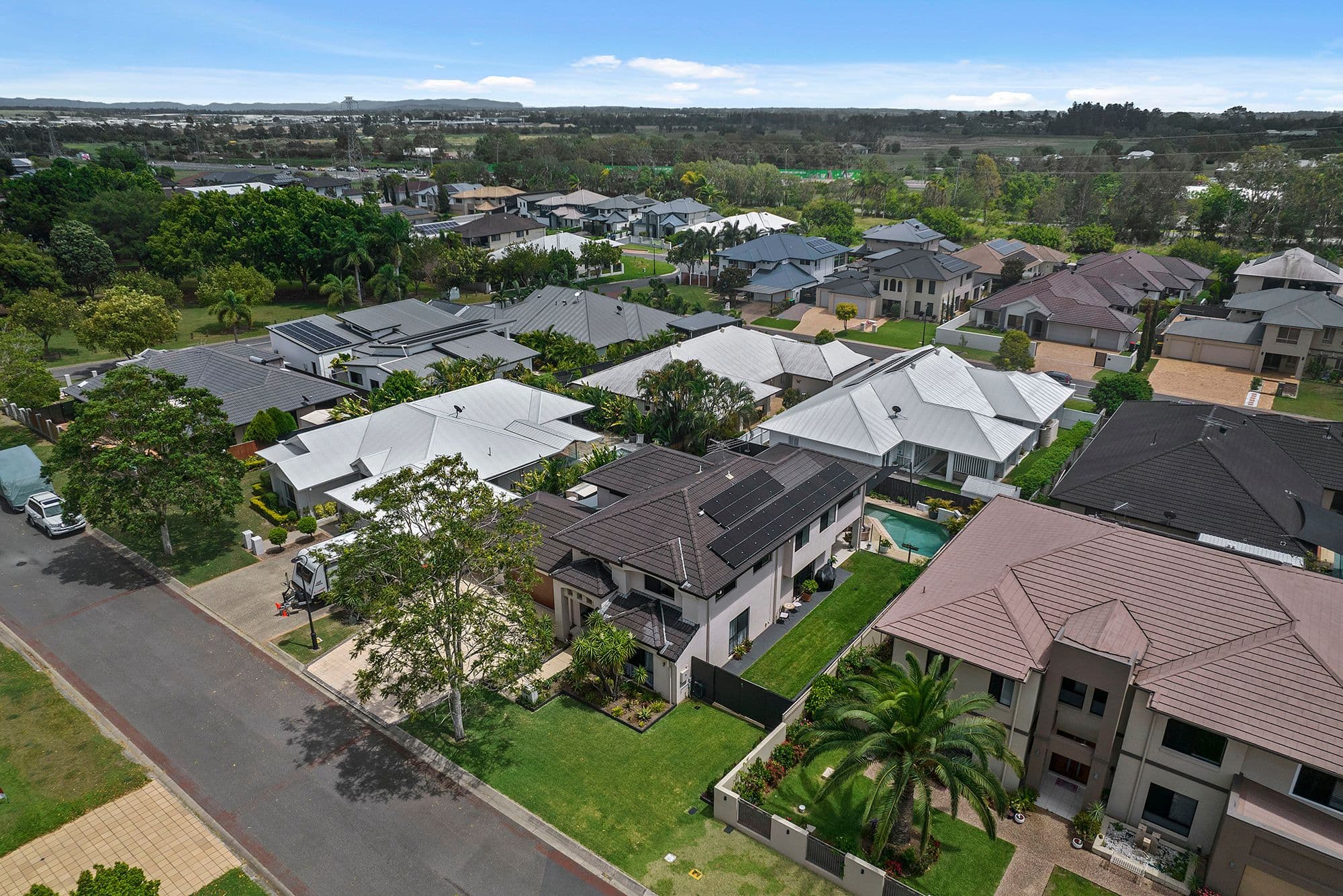 6 Asciano Place, Bridgeman Downs QLD 4035, Bridgeman Downs - Thumbnail 2