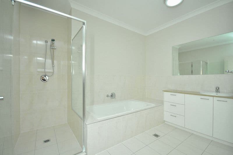 22 Jellicoe Street, COORPAROO QLD 4151, Coorparoo - Thumbnail 7