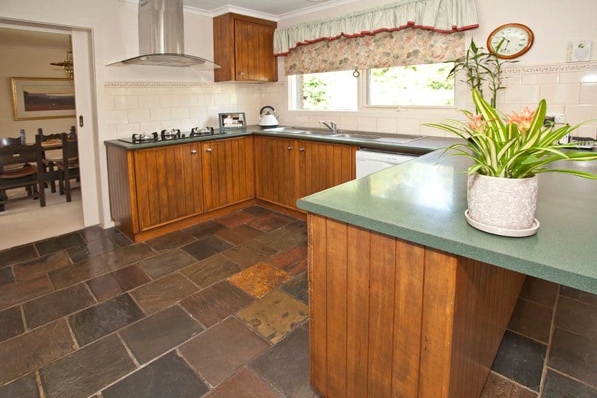 30 Fortescue Grove, VERMONT SOUTH VIC 3133, Vermont South - Thumbnail 2