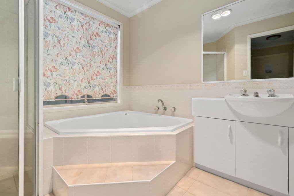 104 Tamworth Crescent, Hoxton Park NSW 2171, Hoxton Park - Thumbnail 7