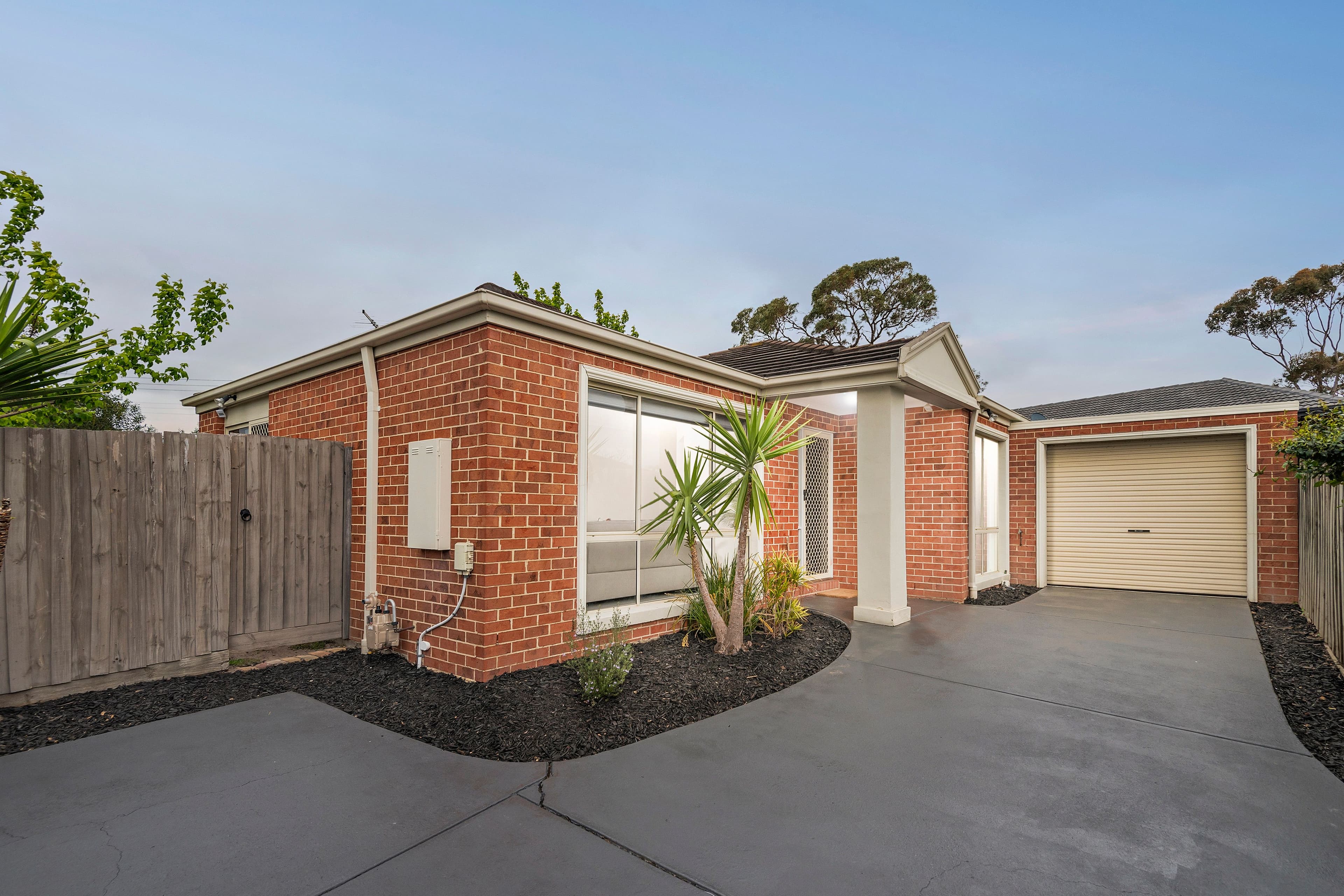 4A Lulworth Place, Frankston VIC 3199, Frankston - Image 1