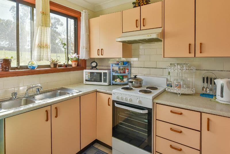 144 Macquarie Avenue, Campbelltown NSW 2560, Campbelltown - Thumbnail 2