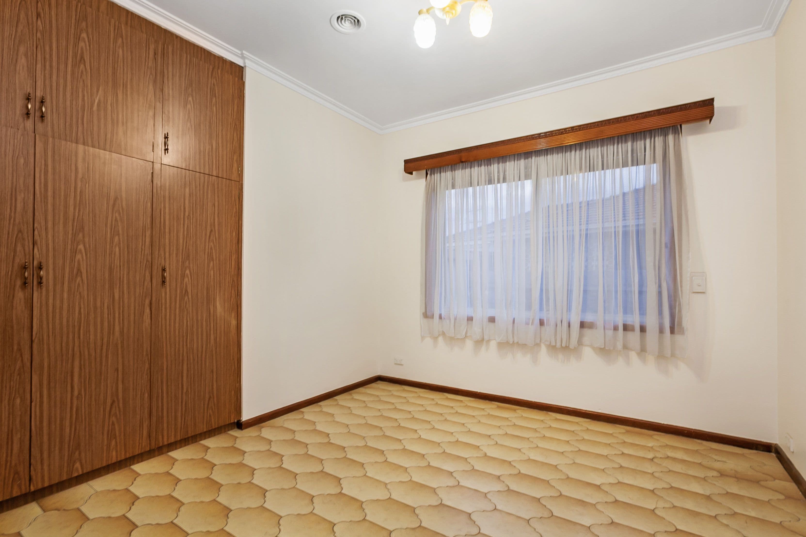 32 Moira Avenue, Reservoir VIC 3073, Reservoir - Thumbnail 8
