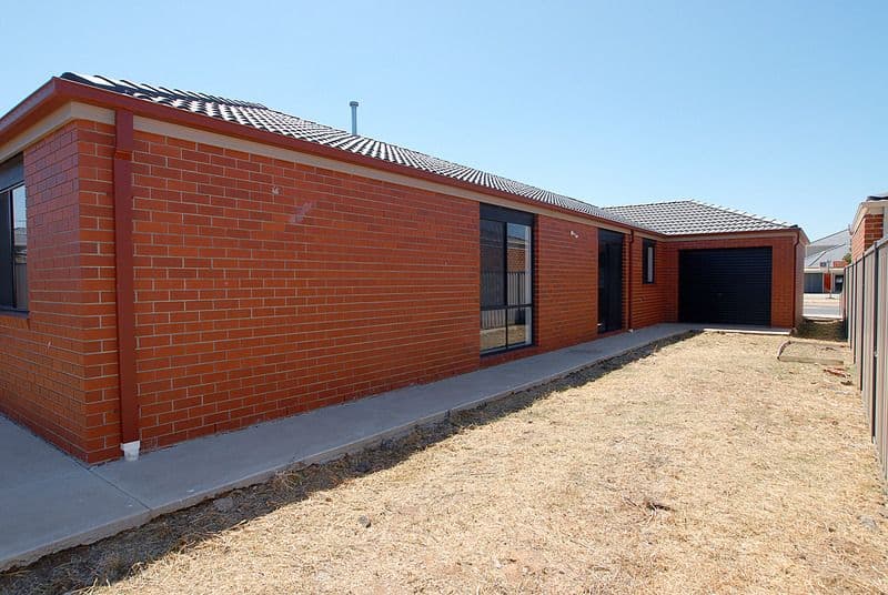 183c Thames Boulevard, TARNEIT VIC 3029, Tarneit - Thumbnail 2