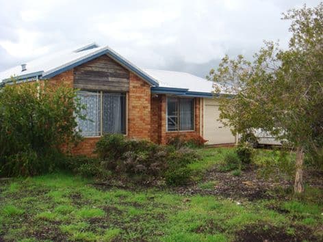 212 Patricia Street, CAVERSHAM WA 6055, Caversham - Thumbnail 2