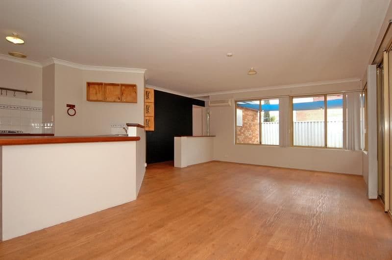 212 Patricia Street, CAVERSHAM WA 6055, Caversham - Thumbnail 7