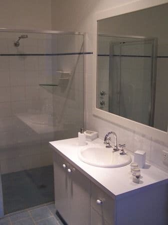 9 Scawfell Avenue, Slade Point, QLD, 4740, Slade Point - Thumbnail 8