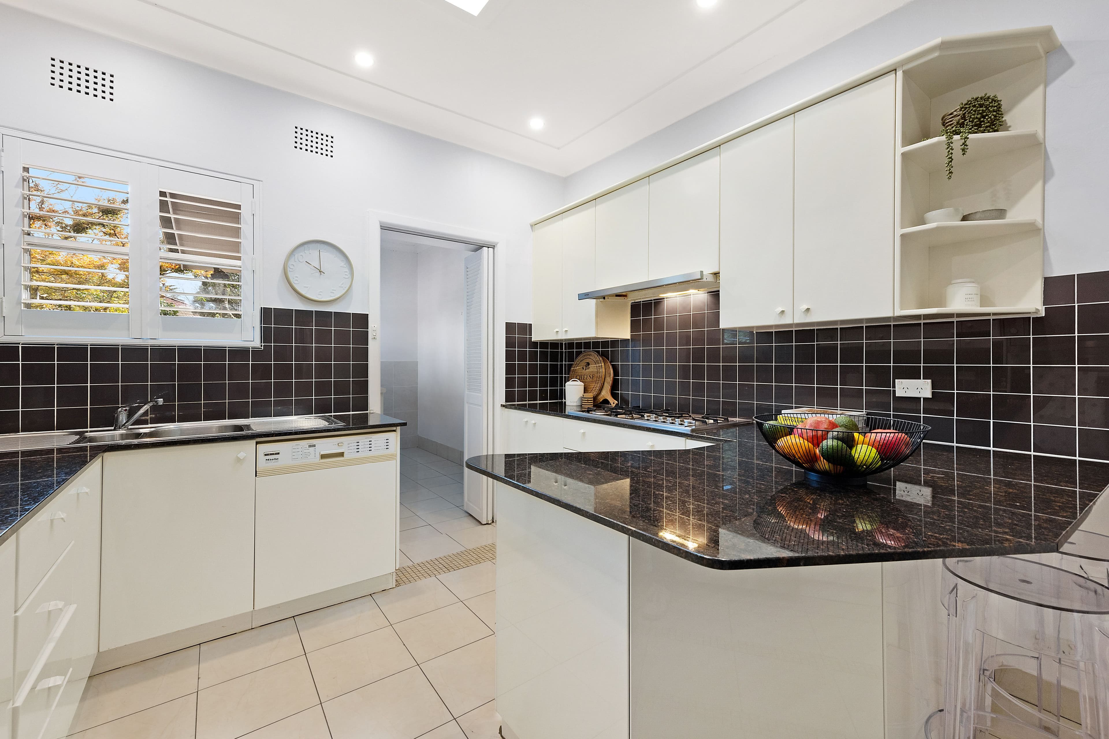 2 Raglan Street, Turramurra NSW 2074, Turramurra - Thumbnail 4