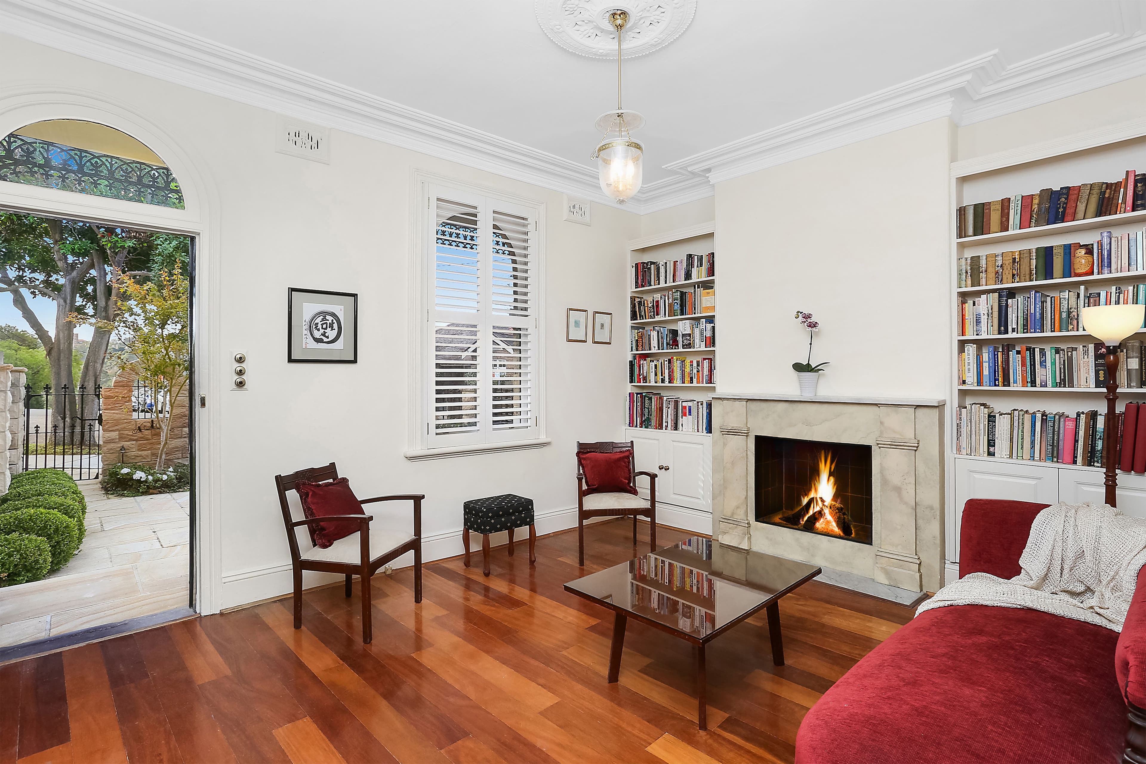 35 Whaling Road, North Sydney - Thumbnail 2