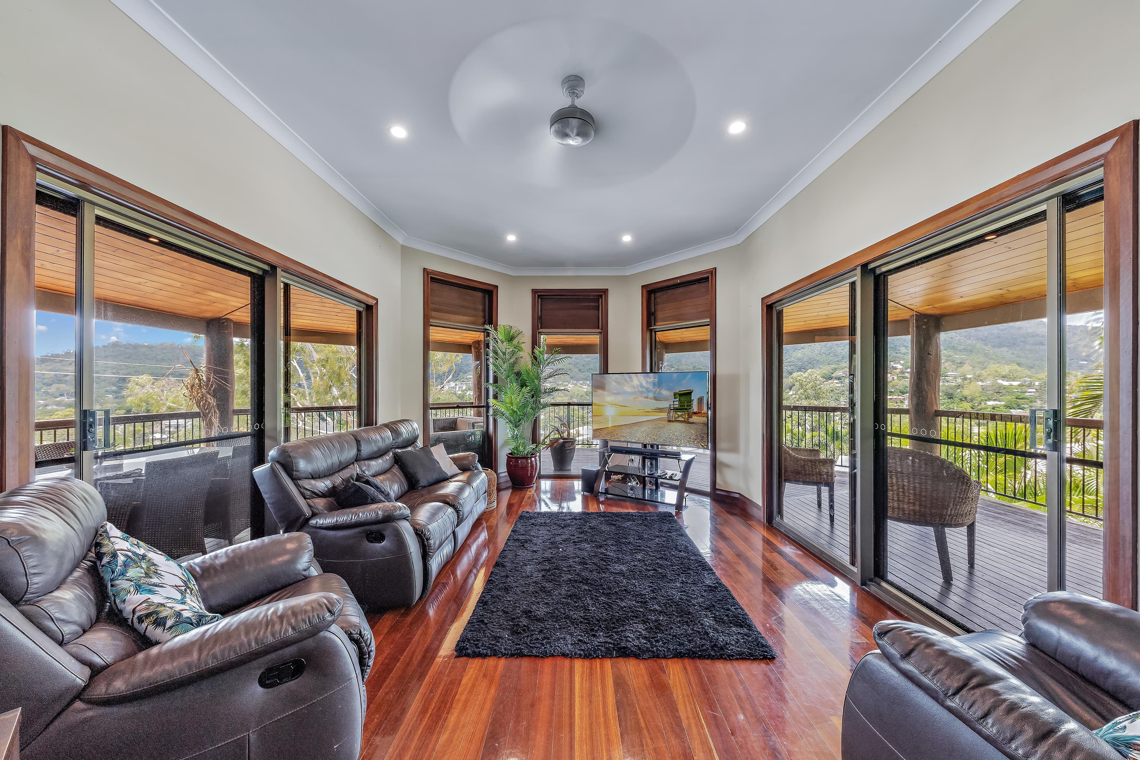 14 Stewart Drive, Cannonvale QLD 4802, Cannonvale - Thumbnail 3
