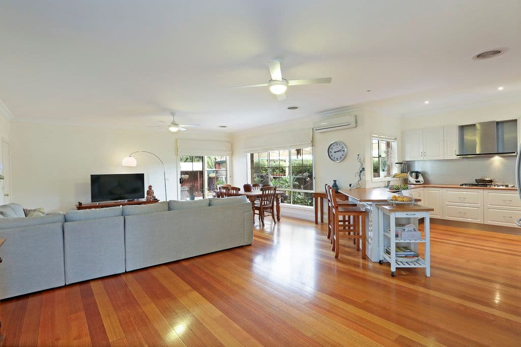13 Looker Street, Lara VIC 3212, Lara - Thumbnail 5